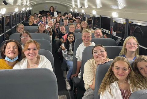 Nebo Students on the bus to Annual Shakespeare Competition