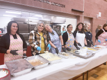 Serving Landmark High School Thanksgiving Dinner 2022